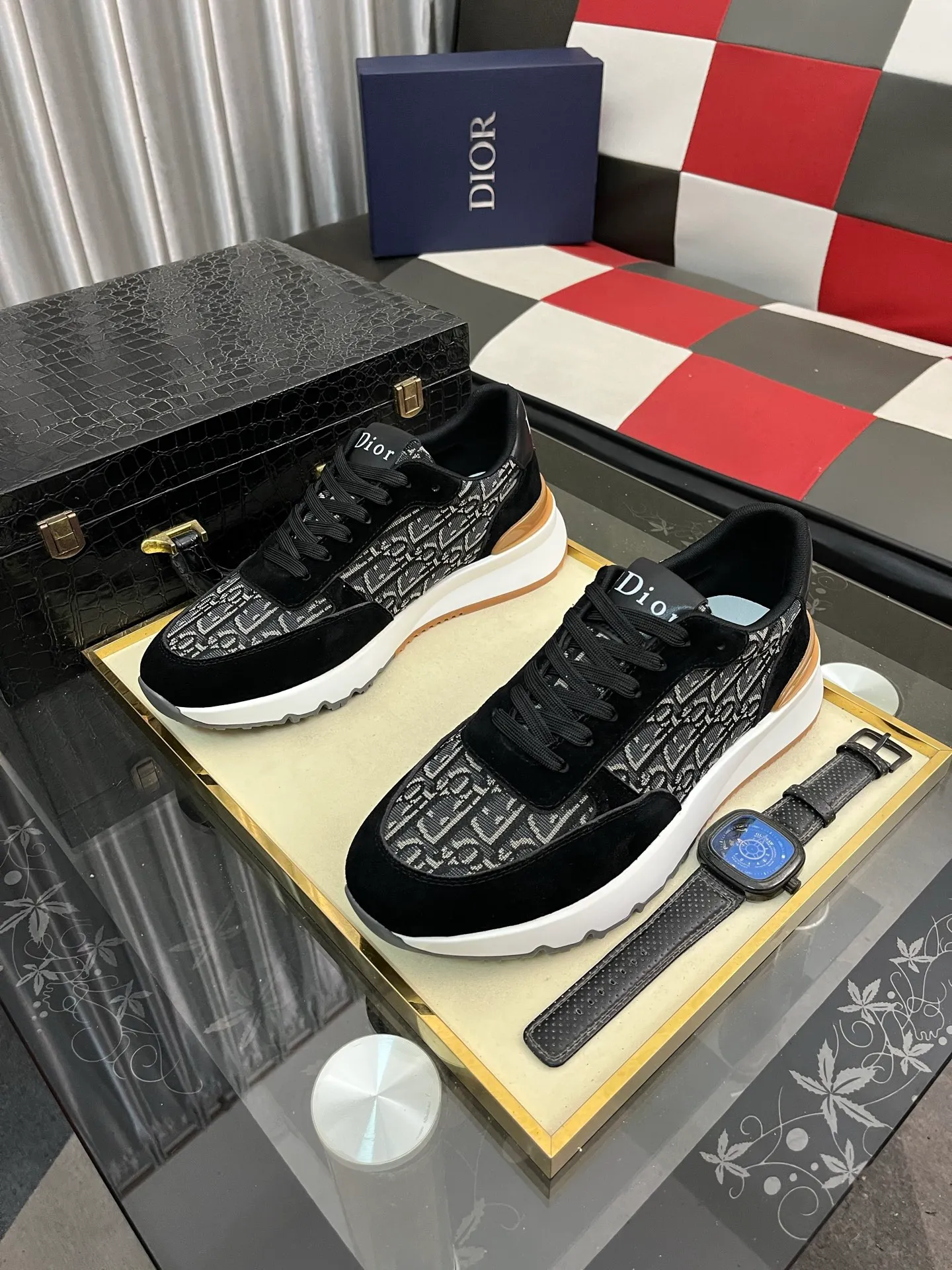 Men's shoes 💰438⌚️⌚️ [Dior] new casual shoes. Exclusive mold-making custom style, the fabric is imported from Italy, and the leather is breathable inside. Exclusively molded and customized outsole is wear-resistant. Counter-level version, perfect matching, on-shoe effect, and exquisite workmanship. Code number: 38-444️⃣Colors available